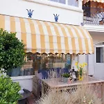 Hotel Boutique Zeelui
