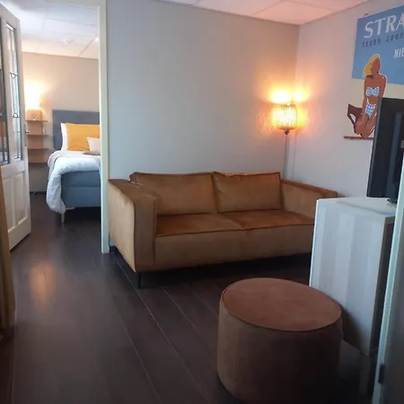 Boutique Zeelui Hotel 4*